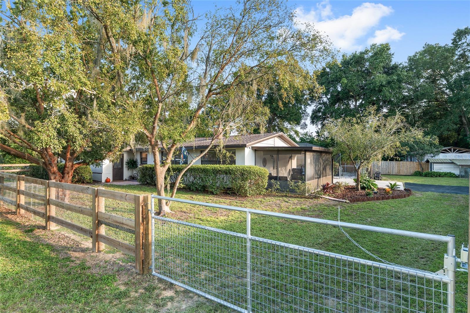 LOS HAVEN - Residential