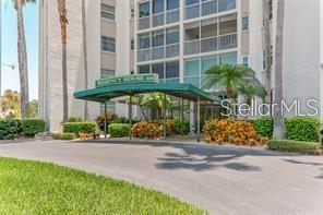 REGENCY HOUSE - Residential Lease