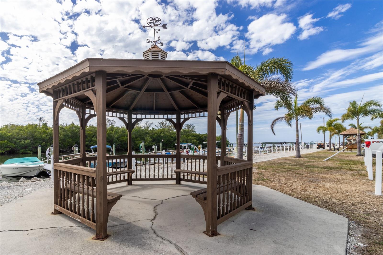 PARADISE BAY ESTATES CO-OP - Land