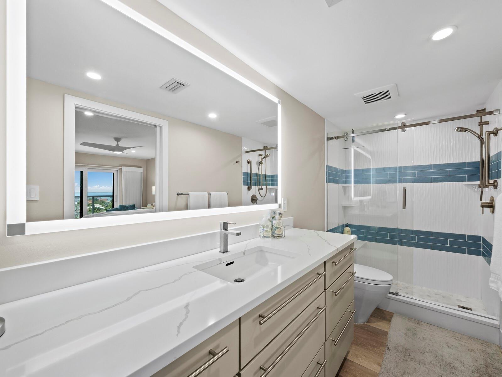 PRIVATEER NORTH - Residential
