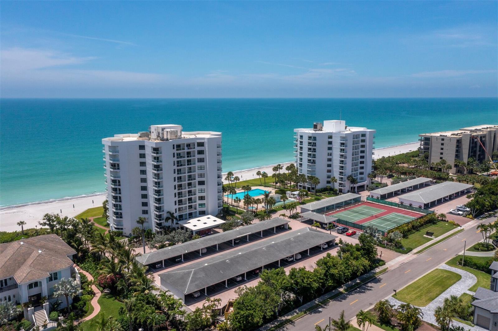 PRIVATEER NORTH - Residential