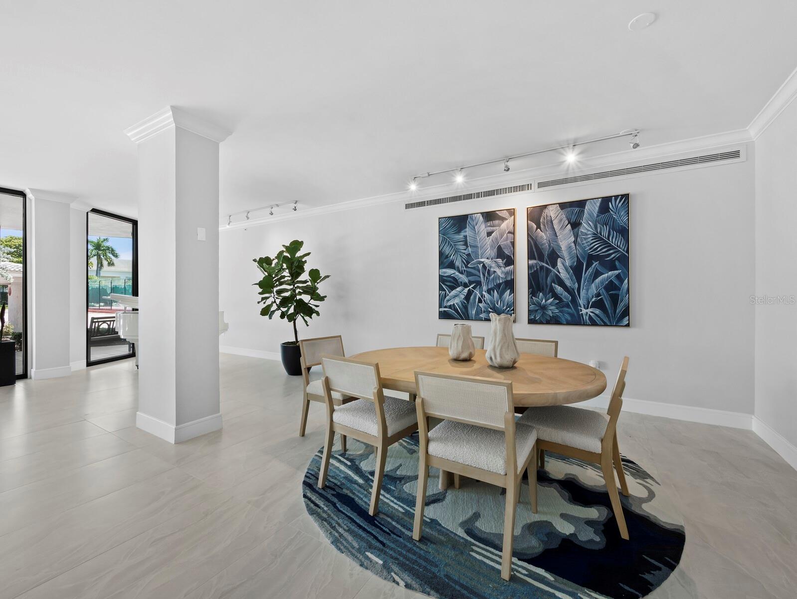 PRIVATEER NORTH - Residential