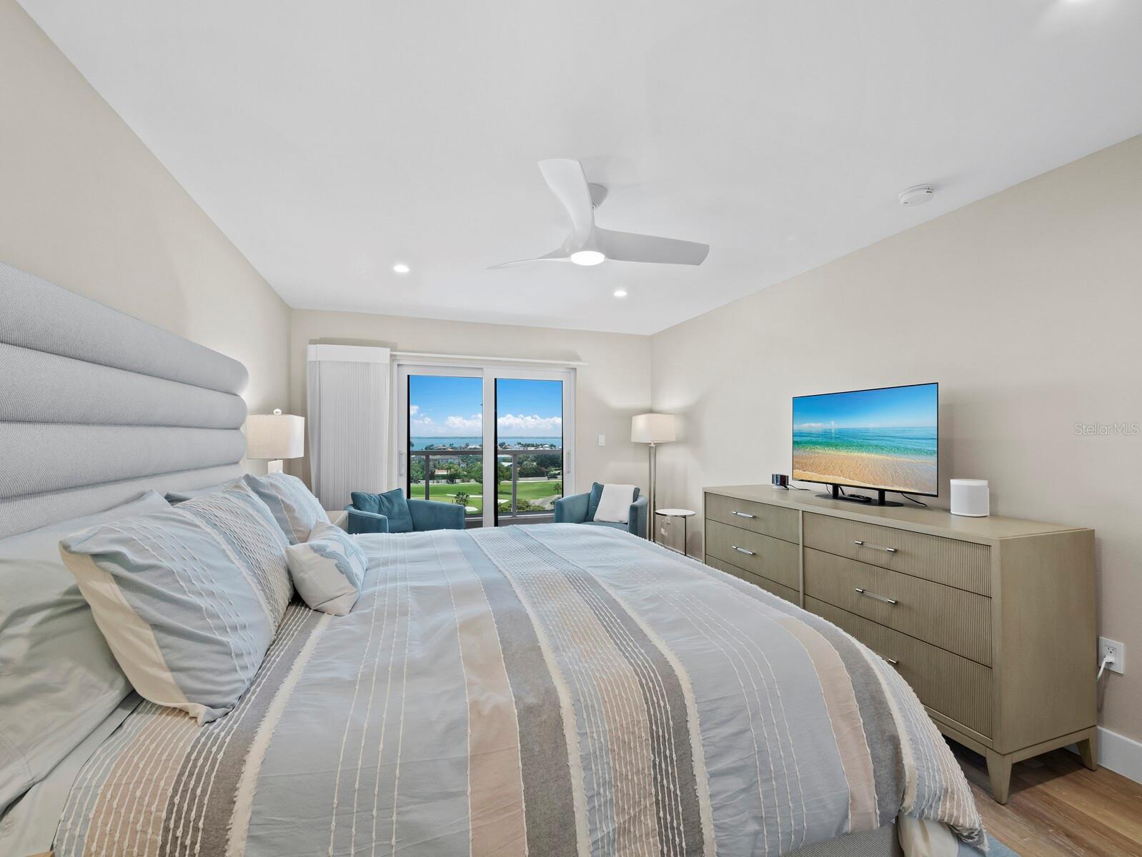PRIVATEER NORTH - Residential