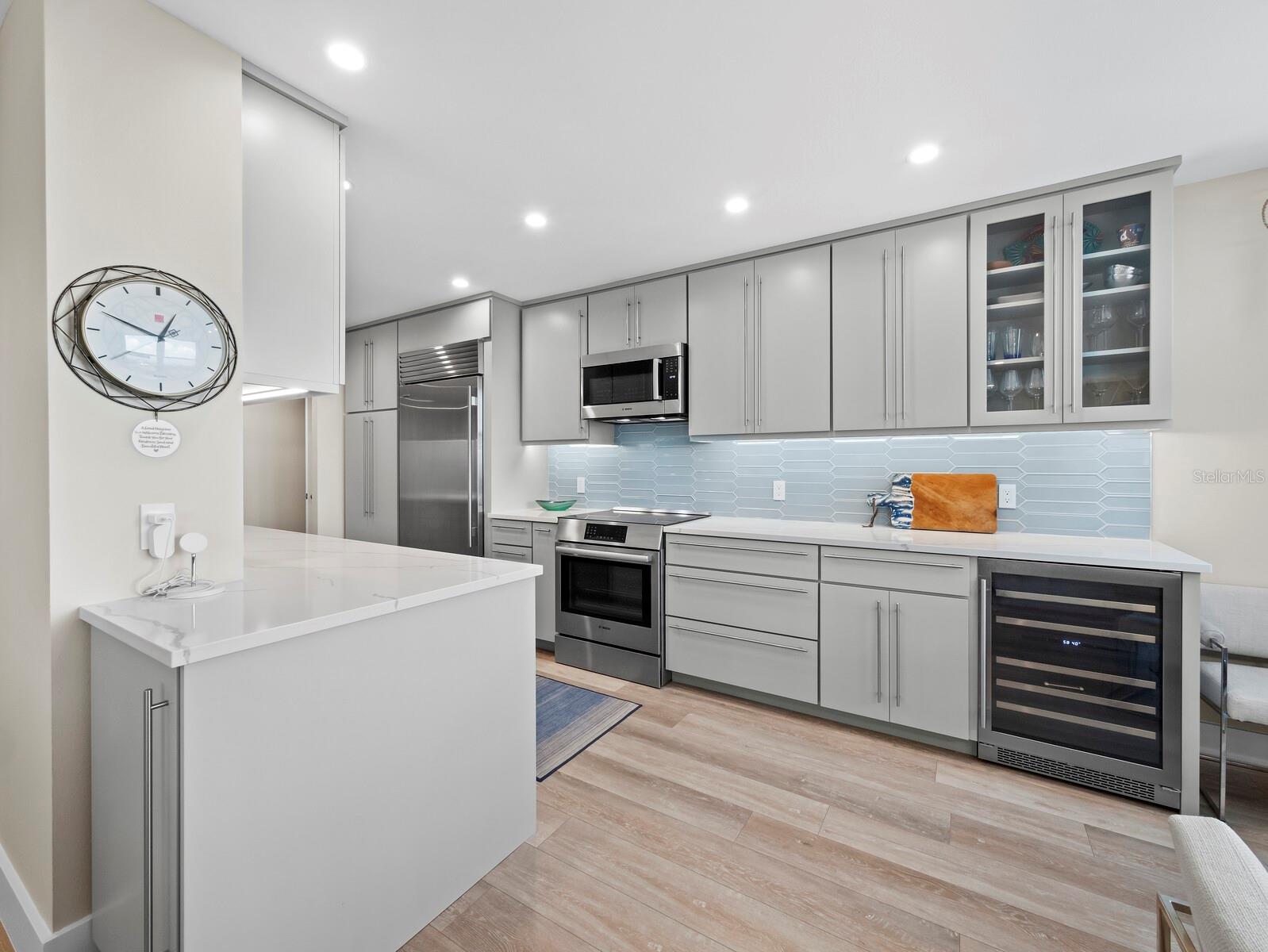 PRIVATEER NORTH - Residential