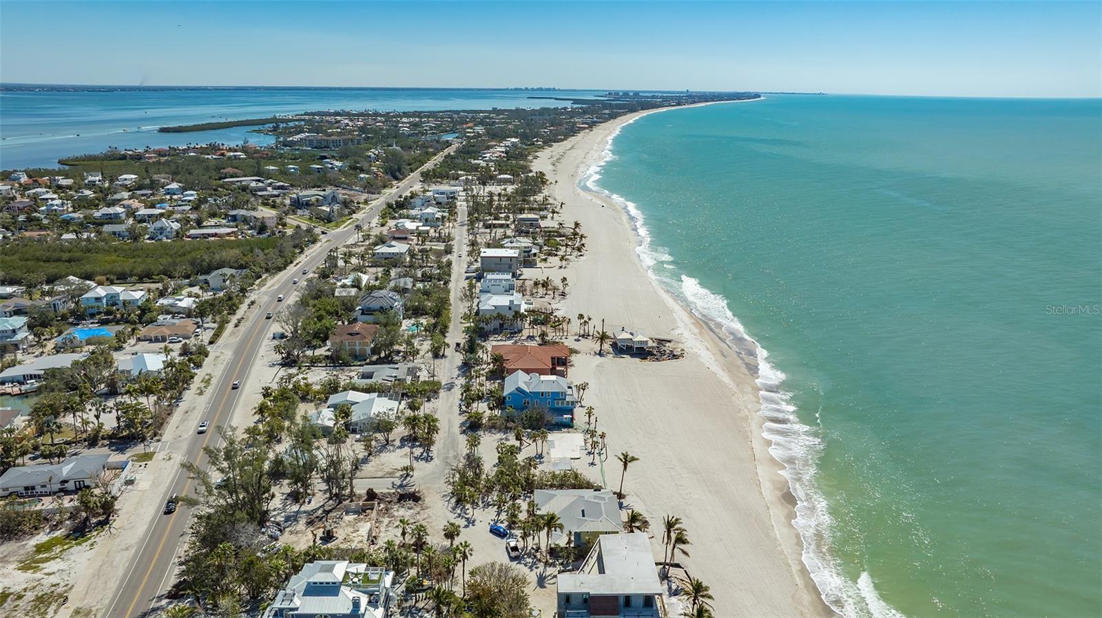 SLEEPY LAGOON PARK - Land