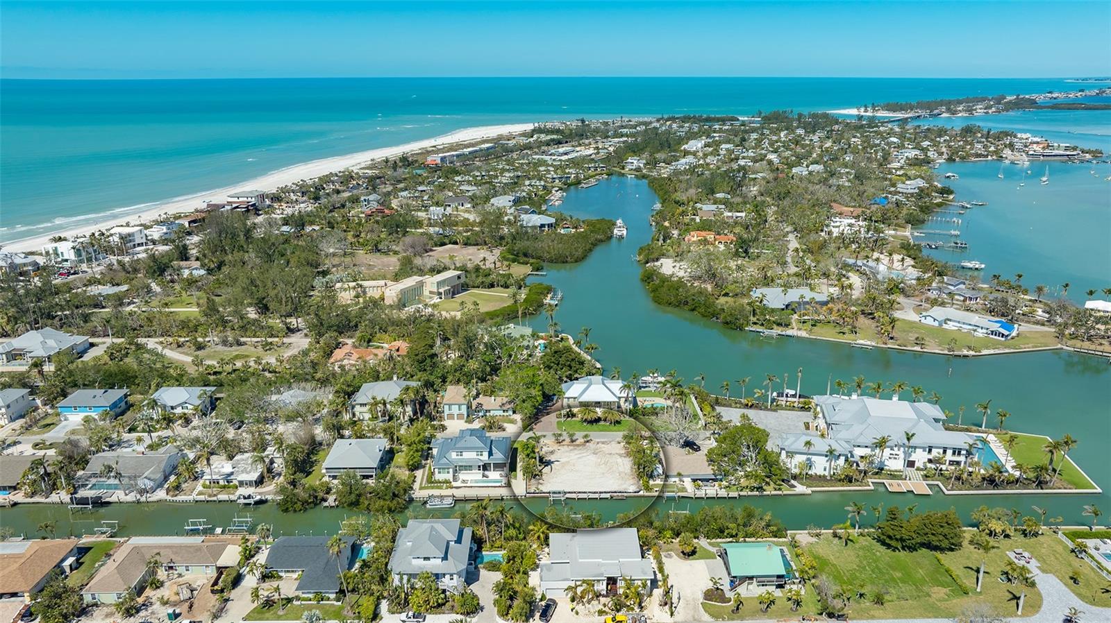 SLEEPY LAGOON PARK - Land