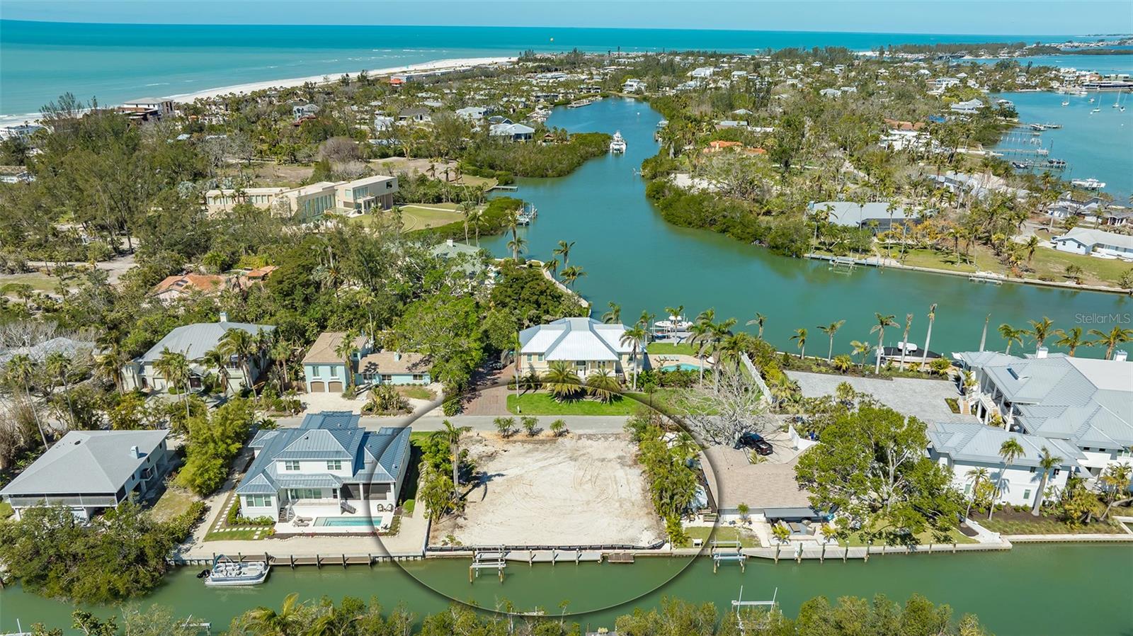 SLEEPY LAGOON PARK - Land