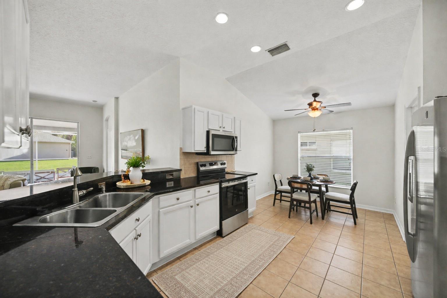 COUNTRY WALK INCREMENT F PH 01 - Residential