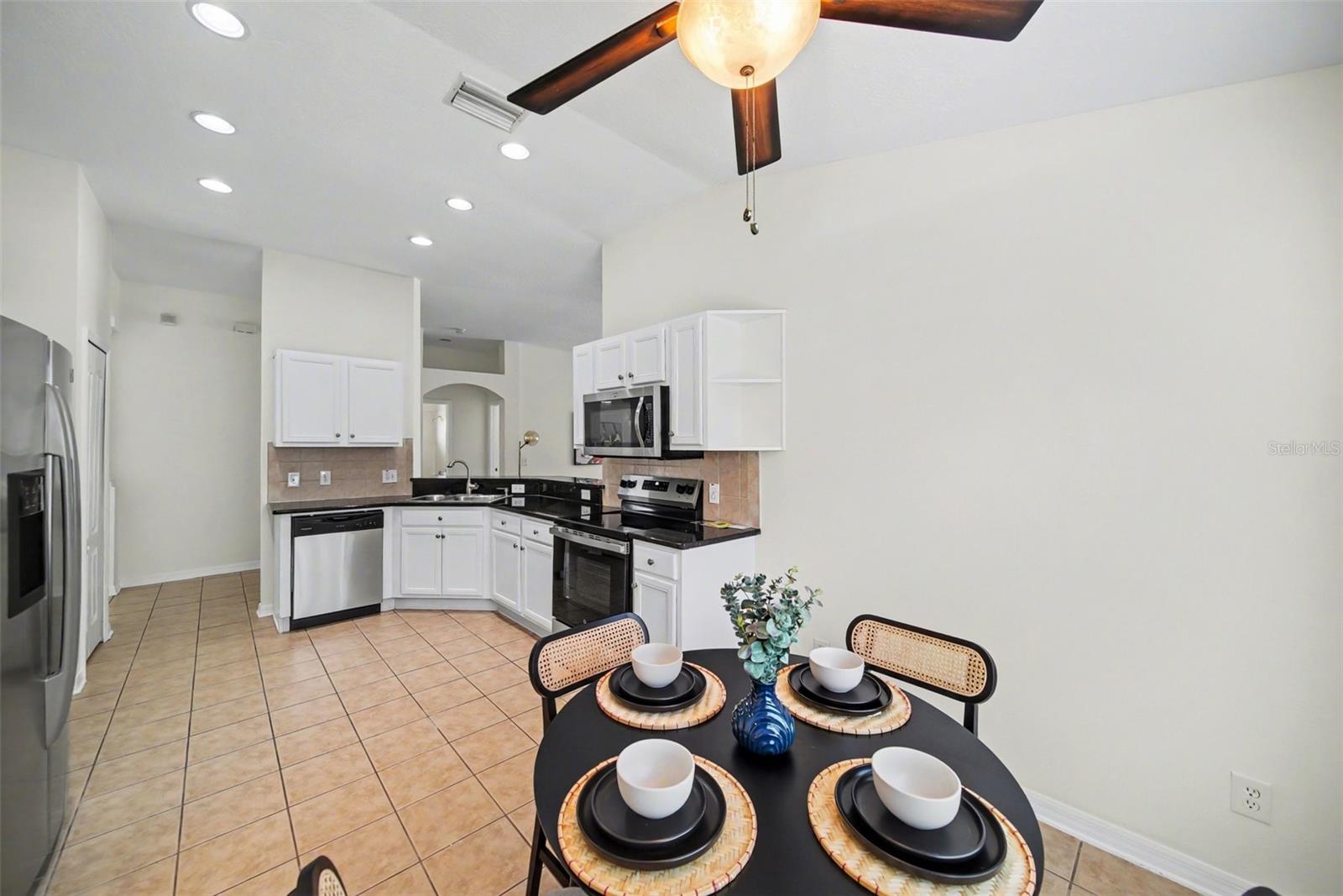 COUNTRY WALK INCREMENT F PH 01 - Residential