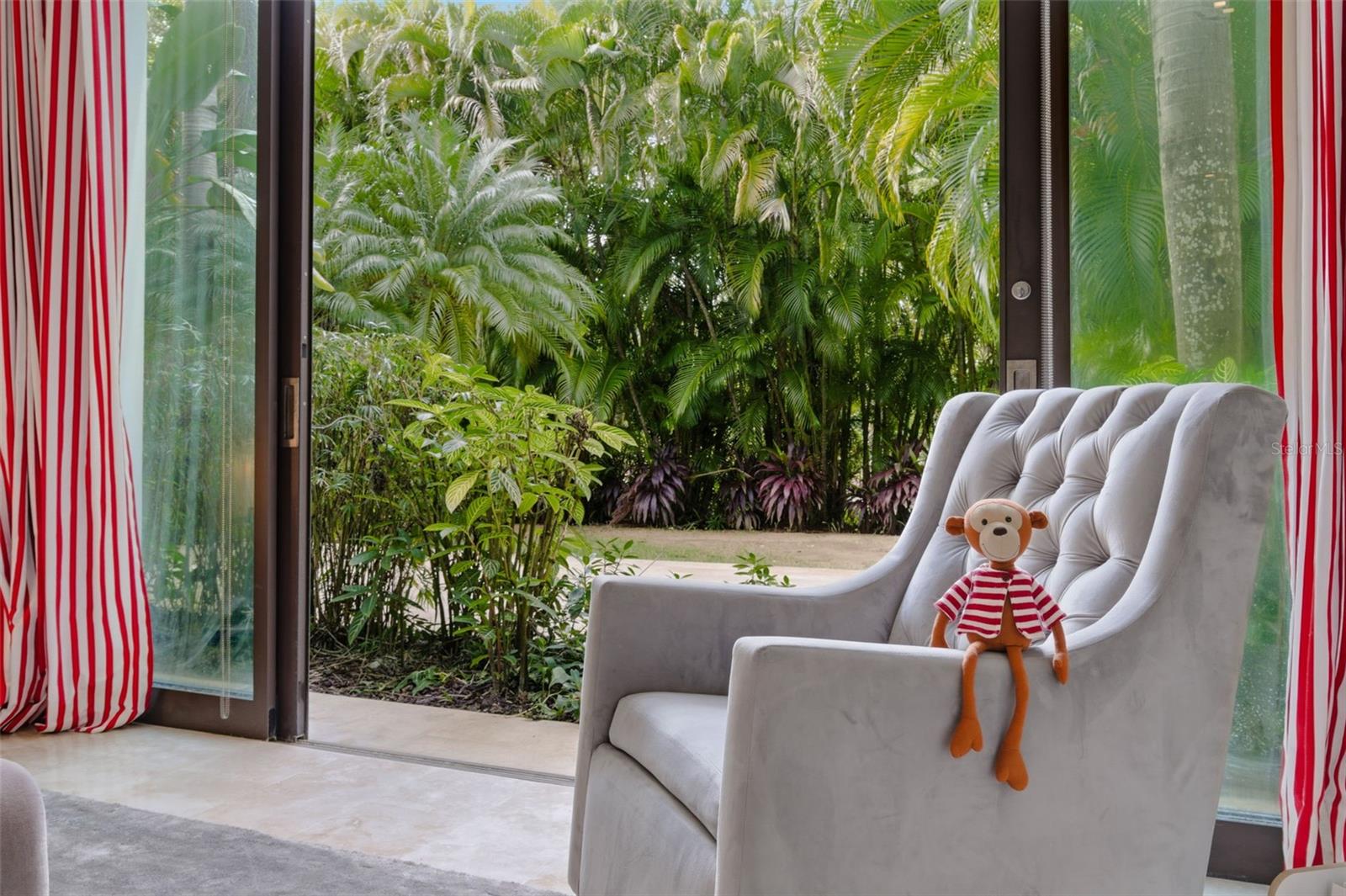 EAST BEACH - Residential