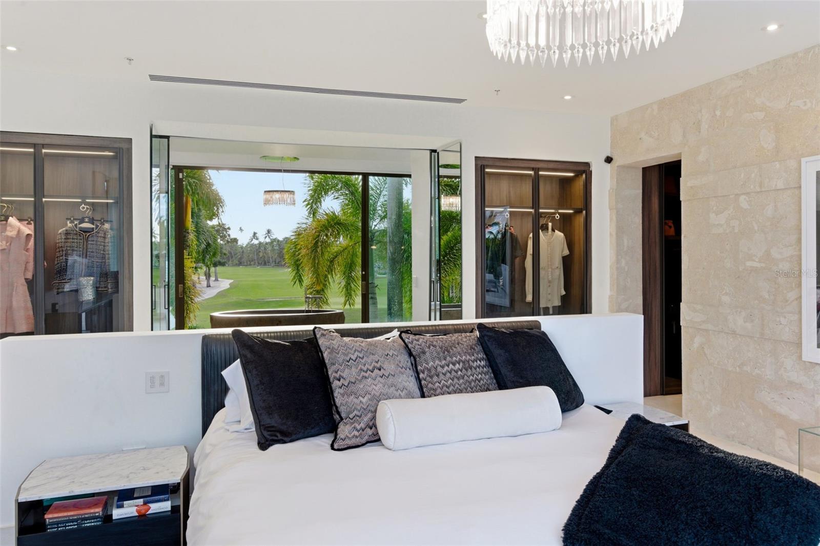 EAST BEACH - Residential