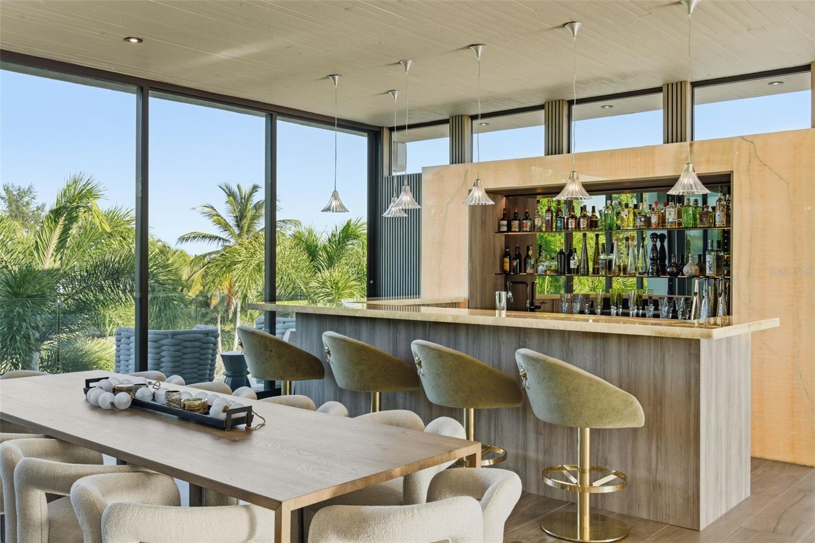 EAST BEACH - Residential