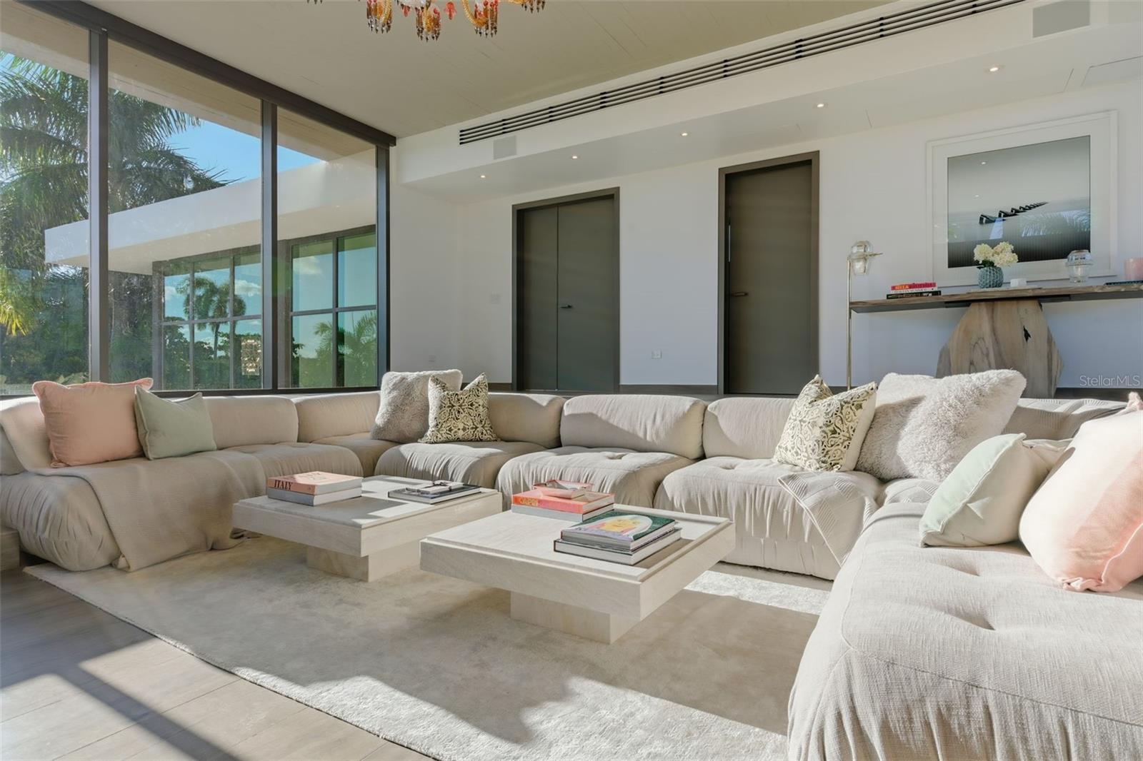 EAST BEACH - Residential