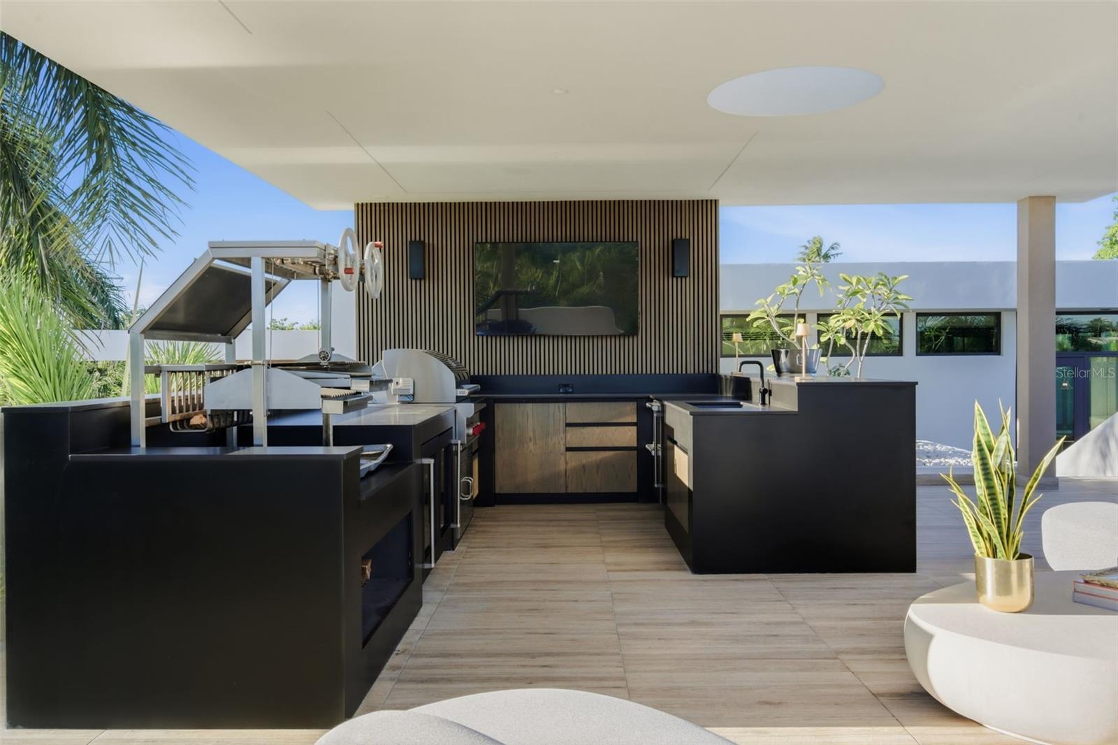 EAST BEACH - Residential