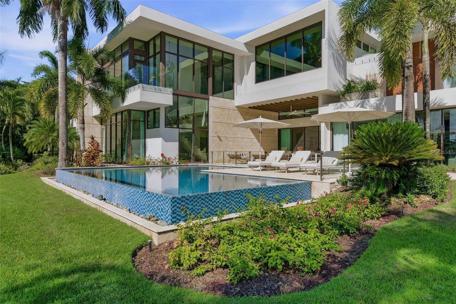 EAST BEACH - Residential