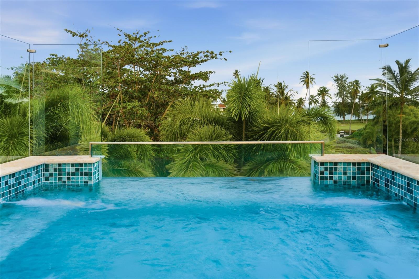 EAST BEACH - Residential