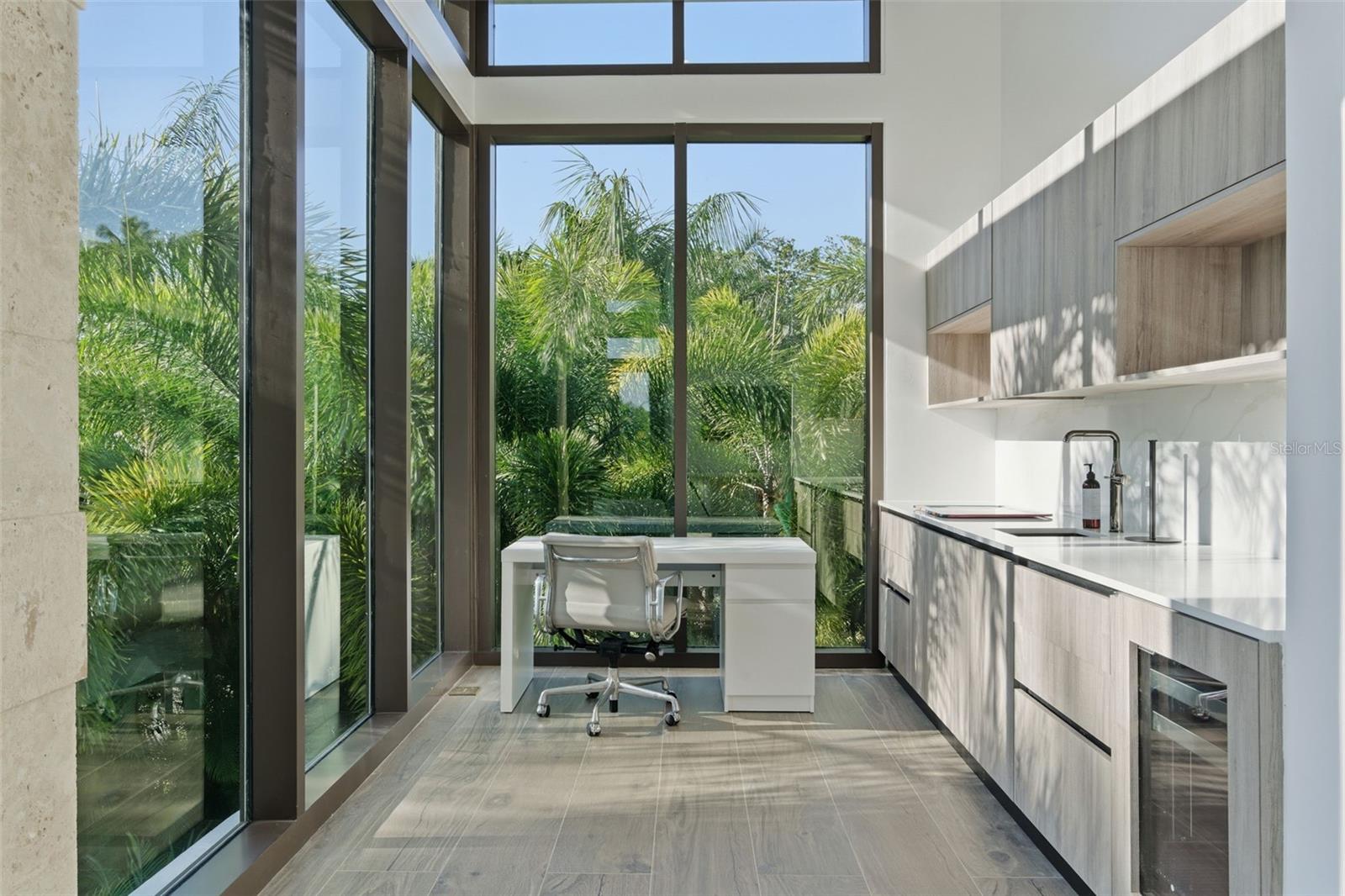 EAST BEACH - Residential