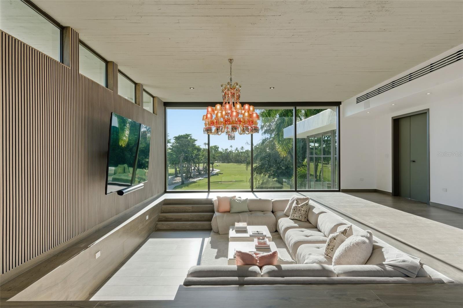 EAST BEACH - Residential