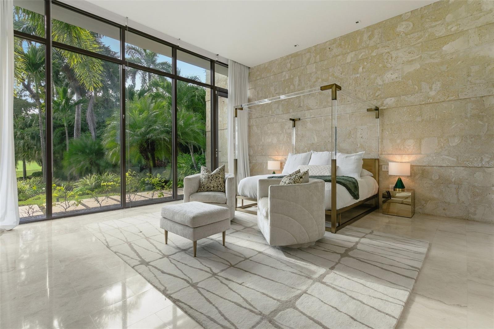 EAST BEACH - Residential