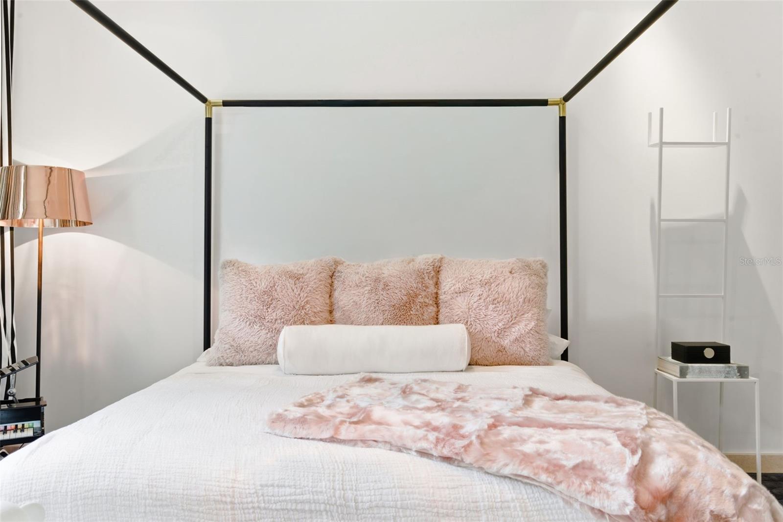 EAST BEACH - Residential