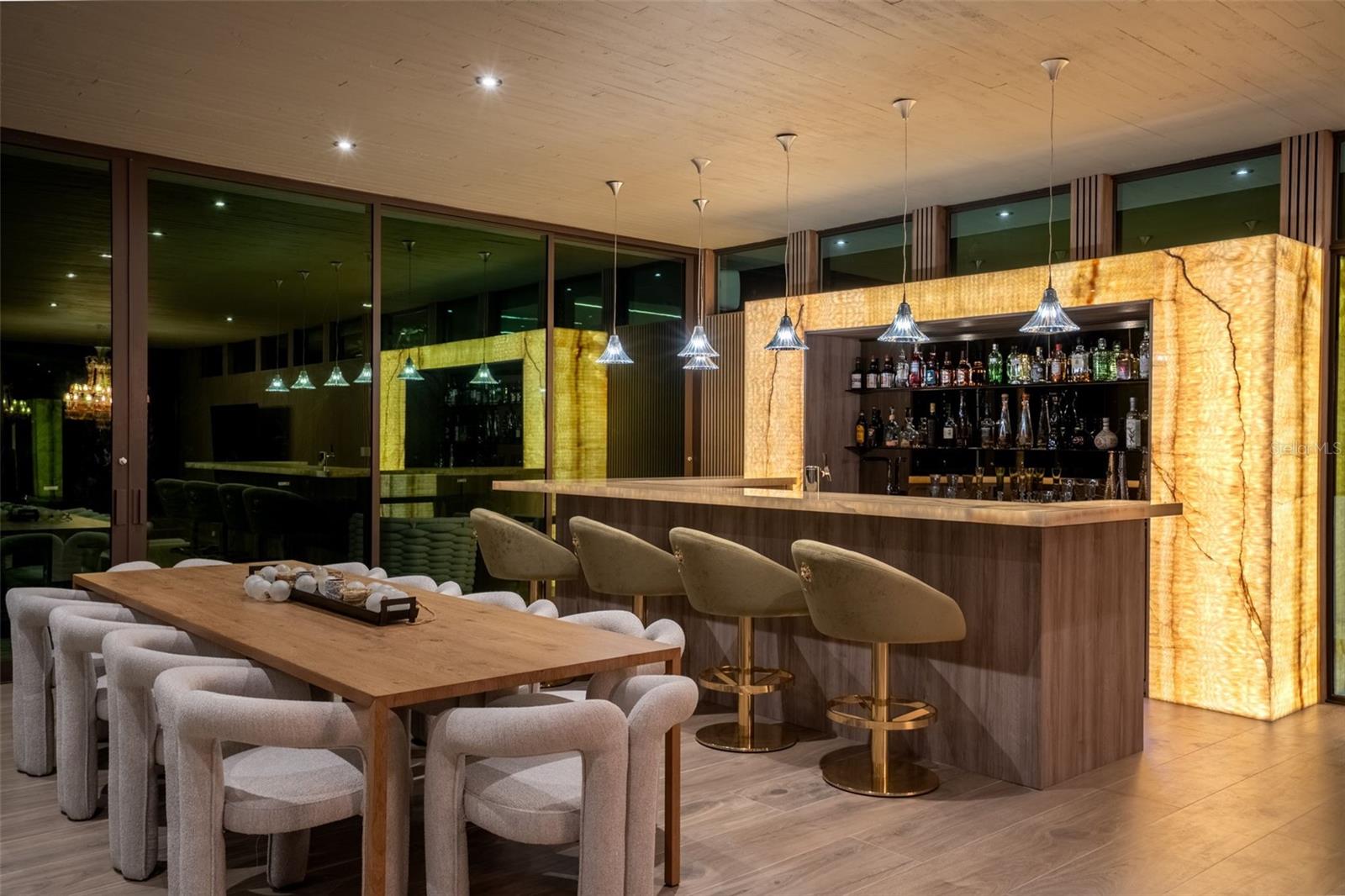 EAST BEACH - Residential