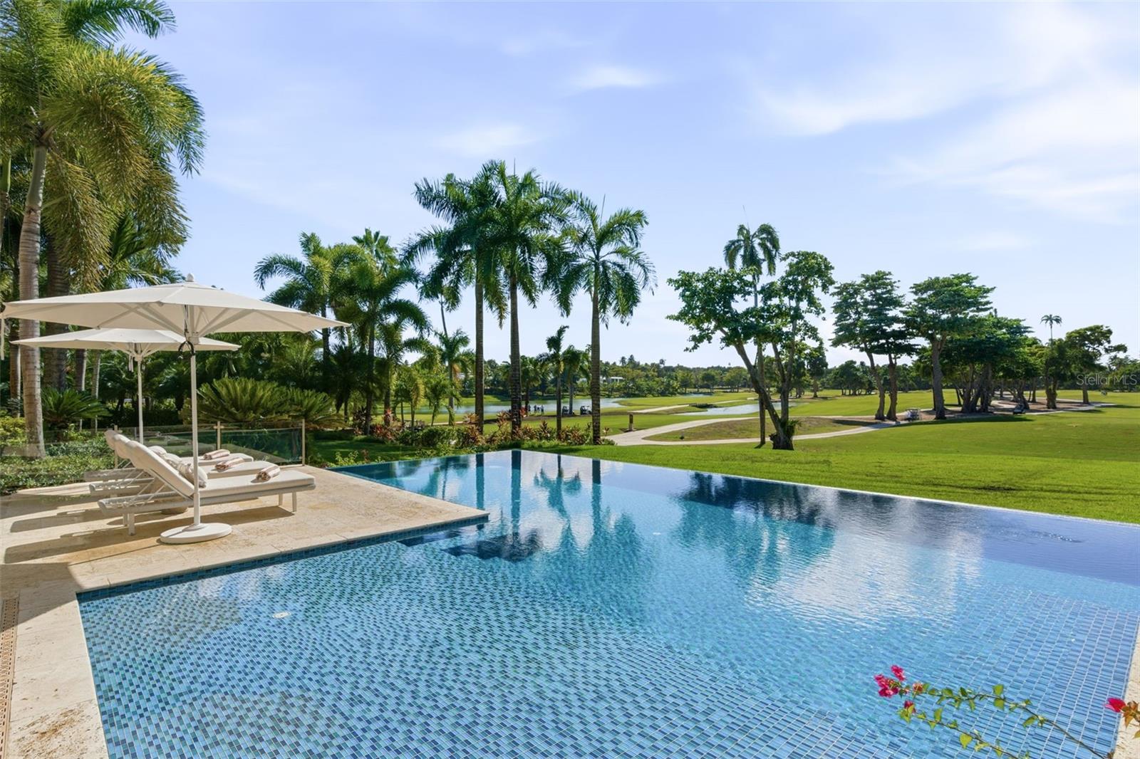 200 DORADO BEACH DRIVE 2210