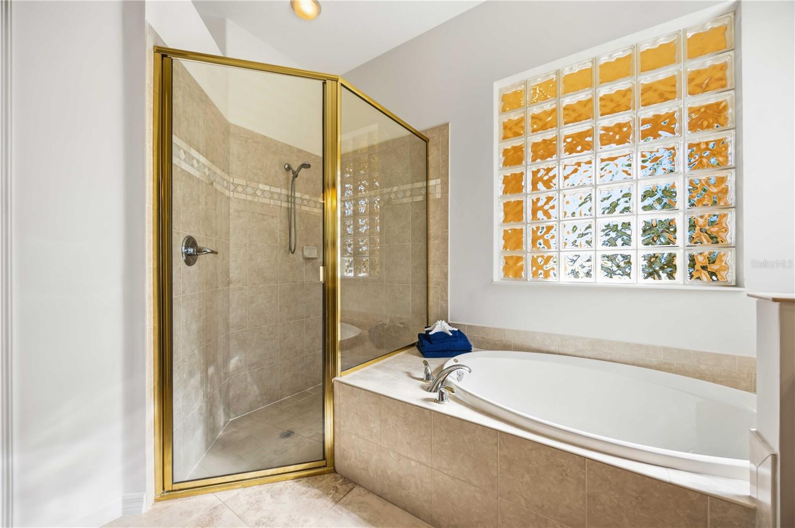 VENETIAN GOLF & RIVER CLUB PH 01 - Residential