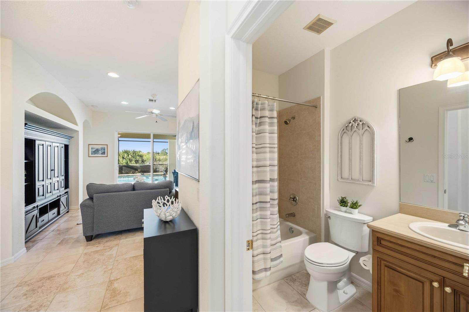 VENETIAN GOLF & RIVER CLUB PH 01 - Residential