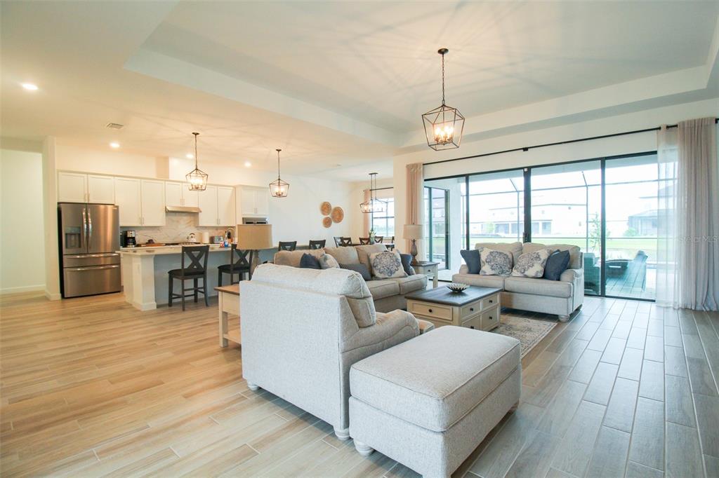 LORRAINE LAKES PH I - Residential Lease