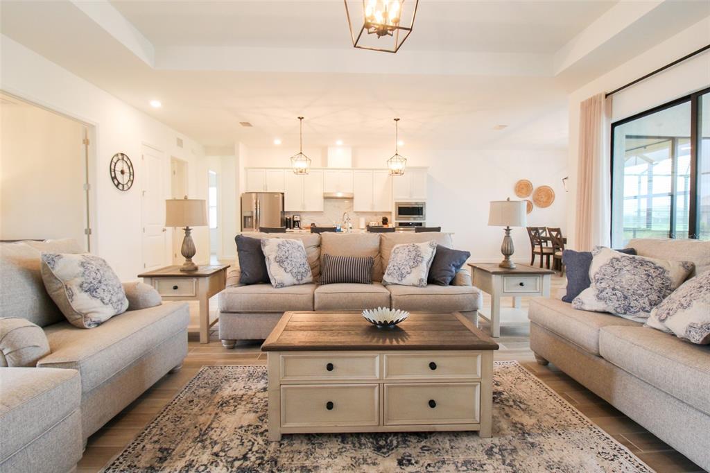LORRAINE LAKES PH I - Residential Lease