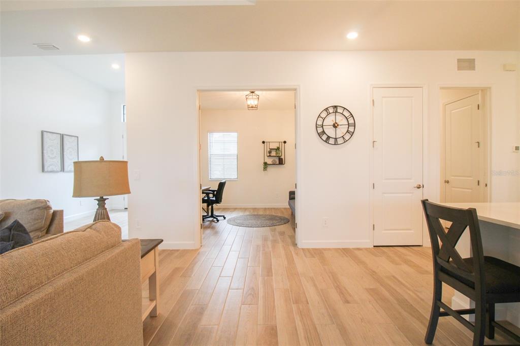 LORRAINE LAKES PH I - Residential Lease