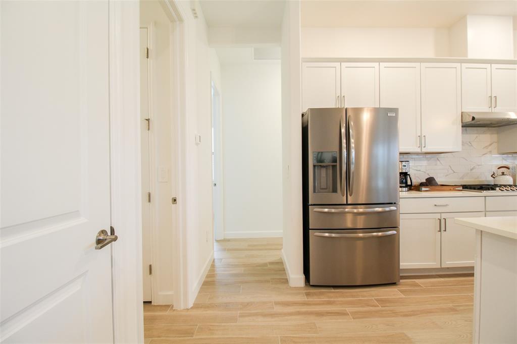 LORRAINE LAKES PH I - Residential Lease
