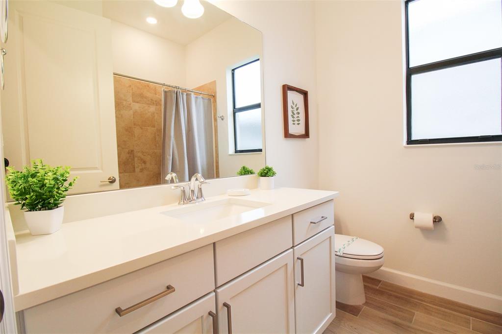 LORRAINE LAKES PH I - Residential Lease