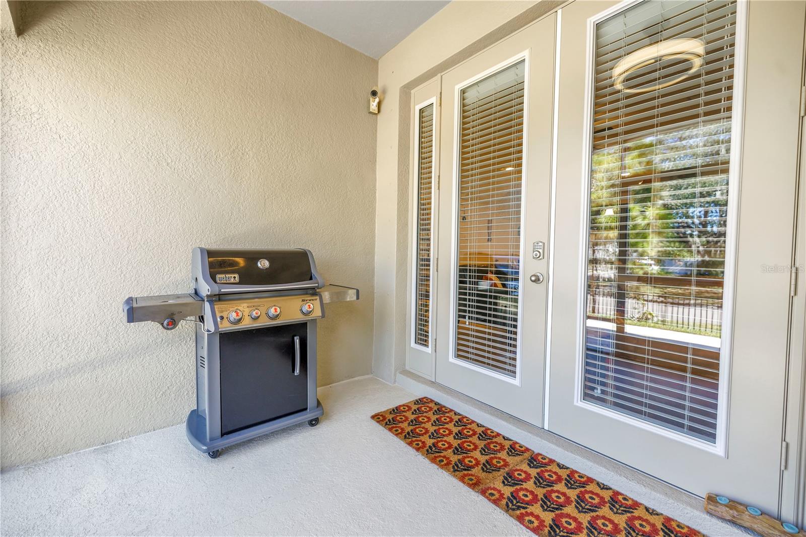 COLONNADE - Residential