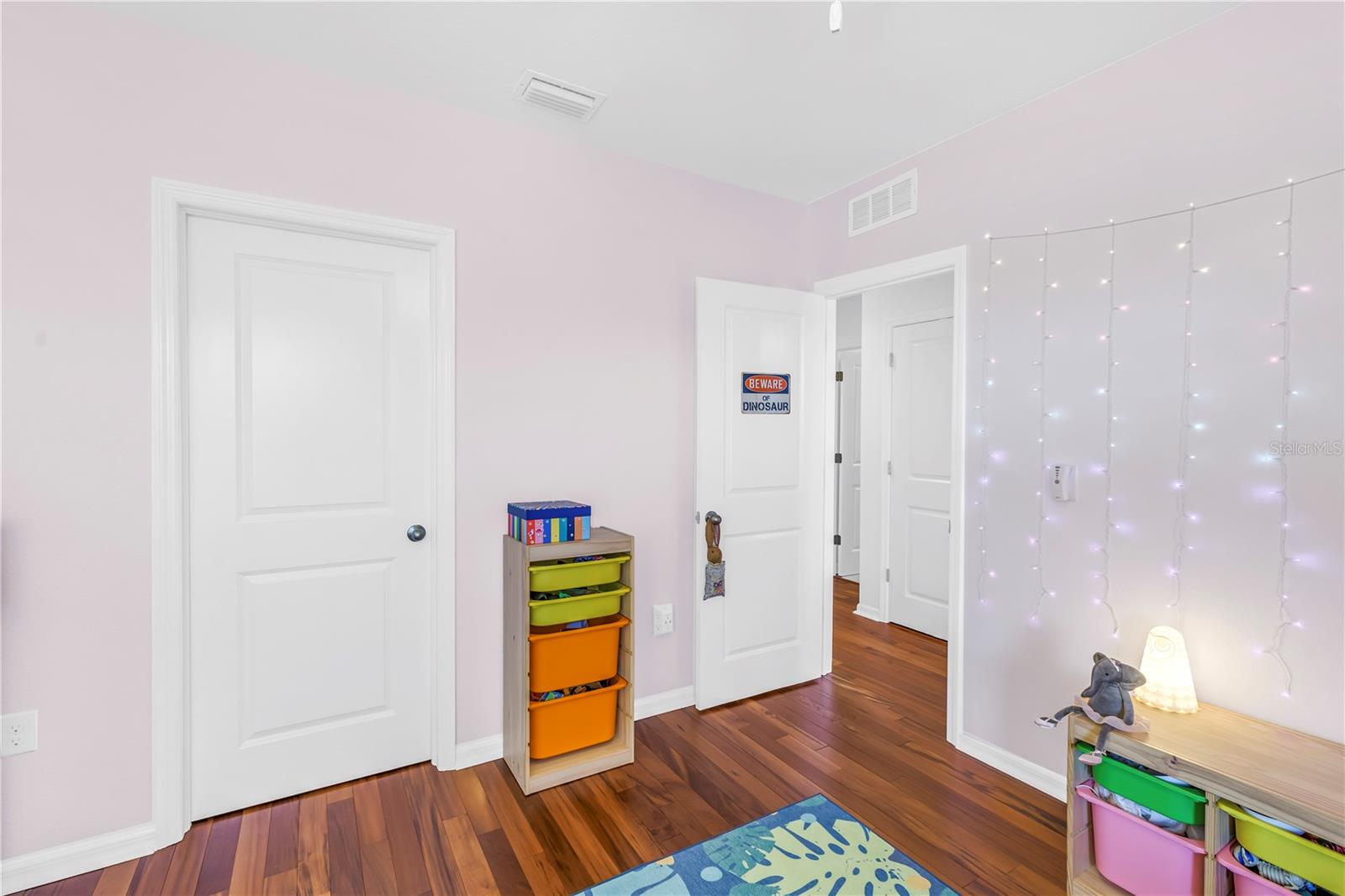 COLONNADE - Residential