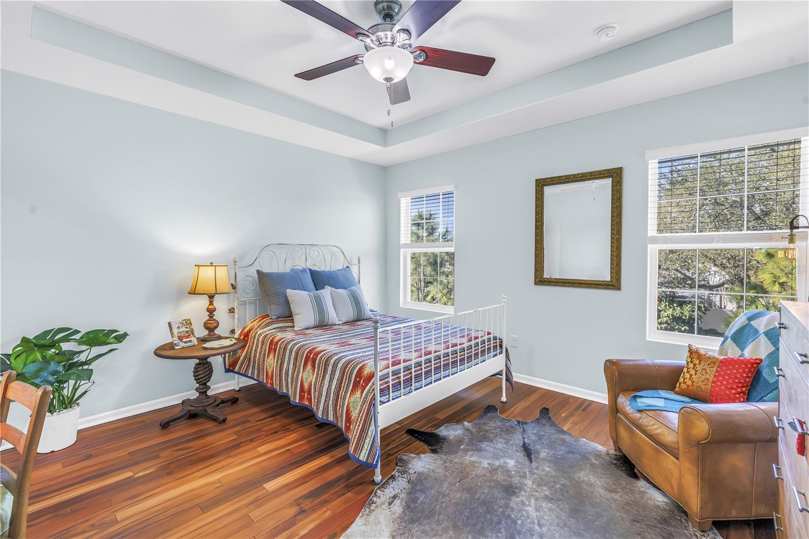 COLONNADE - Residential