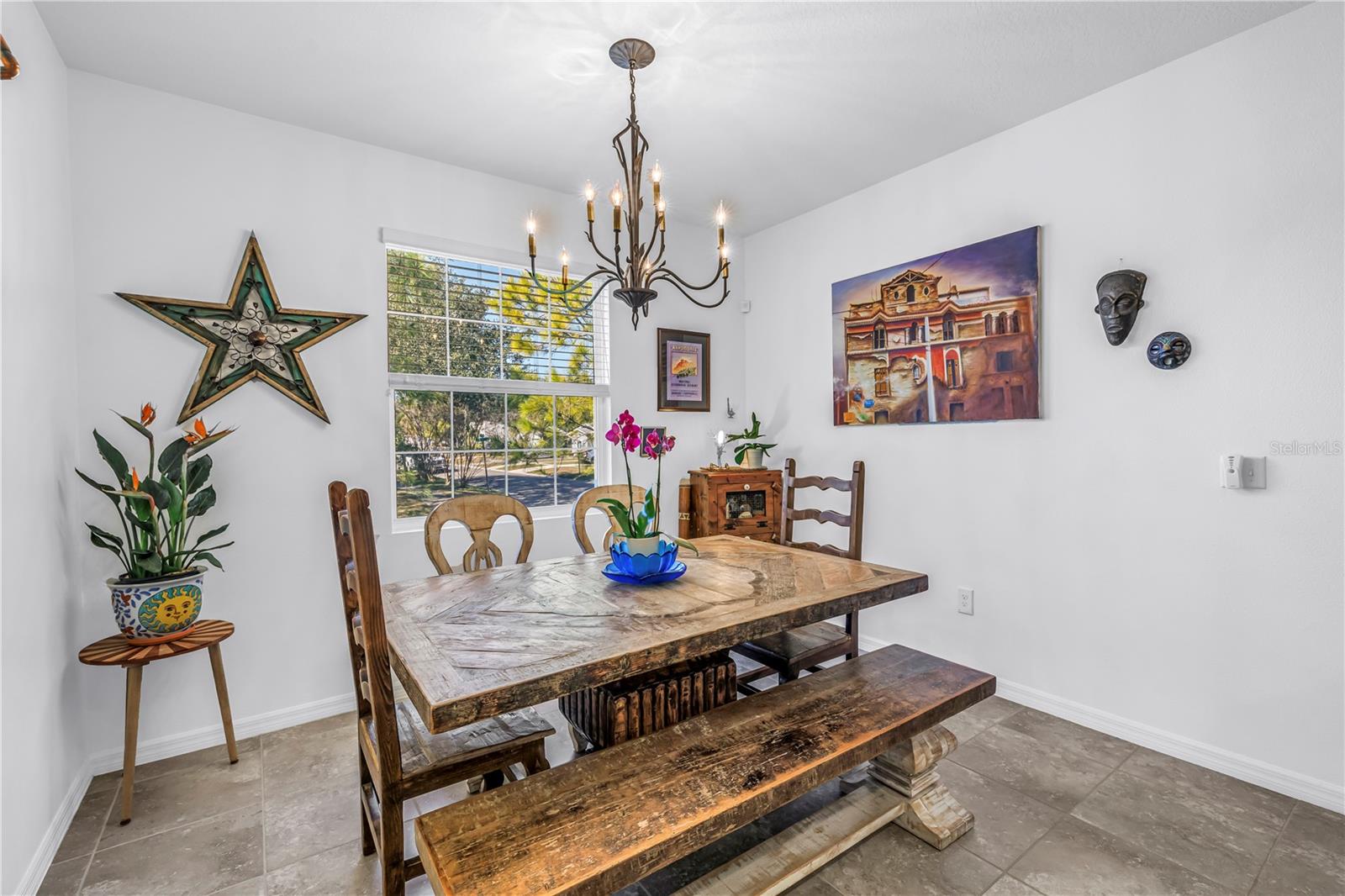 COLONNADE - Residential