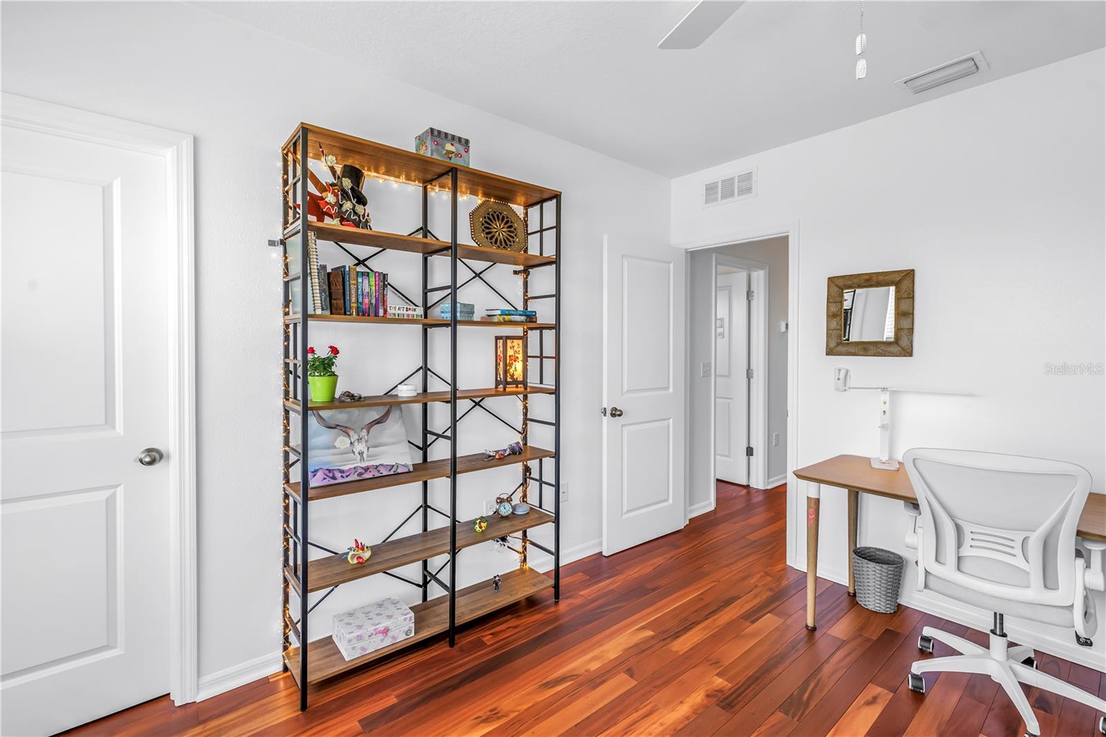 COLONNADE - Residential