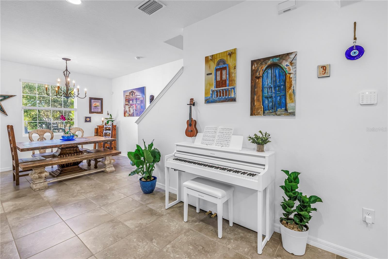 COLONNADE - Residential