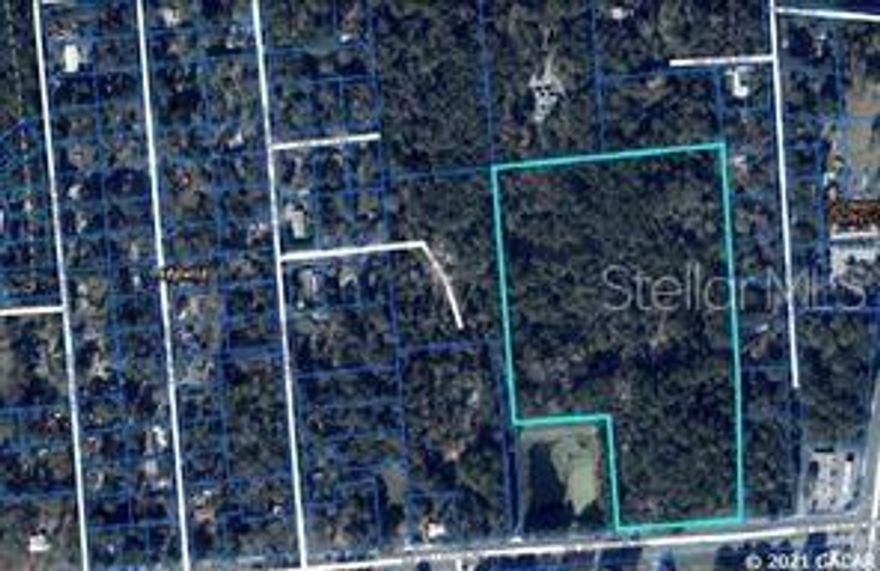 Prime ±20-Acre Mixed-Use Development Opportunity — Gainesville, FL

Unlock the potential of approximately 20 acres in one of Gainesville’s most sought-after growth corridors. Situated just off the high-visibility intersection of Williston Road and US-441, this site offers exceptional accessibility and strong traffic counts—ideal for mixed-use, residential, medical, or commercial development.

Unbeatable Location & Regional Connectivity
• 6 minutes to the University of Florida, UF Health Shands, and the Malcolm Randall VA Medical Center
• 4 minutes to I-75 for seamless regional access
• Under 10 minutes to Butler Plaza, Celebration Pointe, and Downtown Gainesville’s dining, shopping, and entertainment

Income-Producing Assets
The property currently includes two rental units plus revenue-generating billboards along high-traffic Williston Road, providing immediate cash flow while planning future development.

Community Amenities
Directly across the street, Squirrel Ridge Park offers a well-maintained, popular dog park and green space—an attractive feature for future residents or tenants.