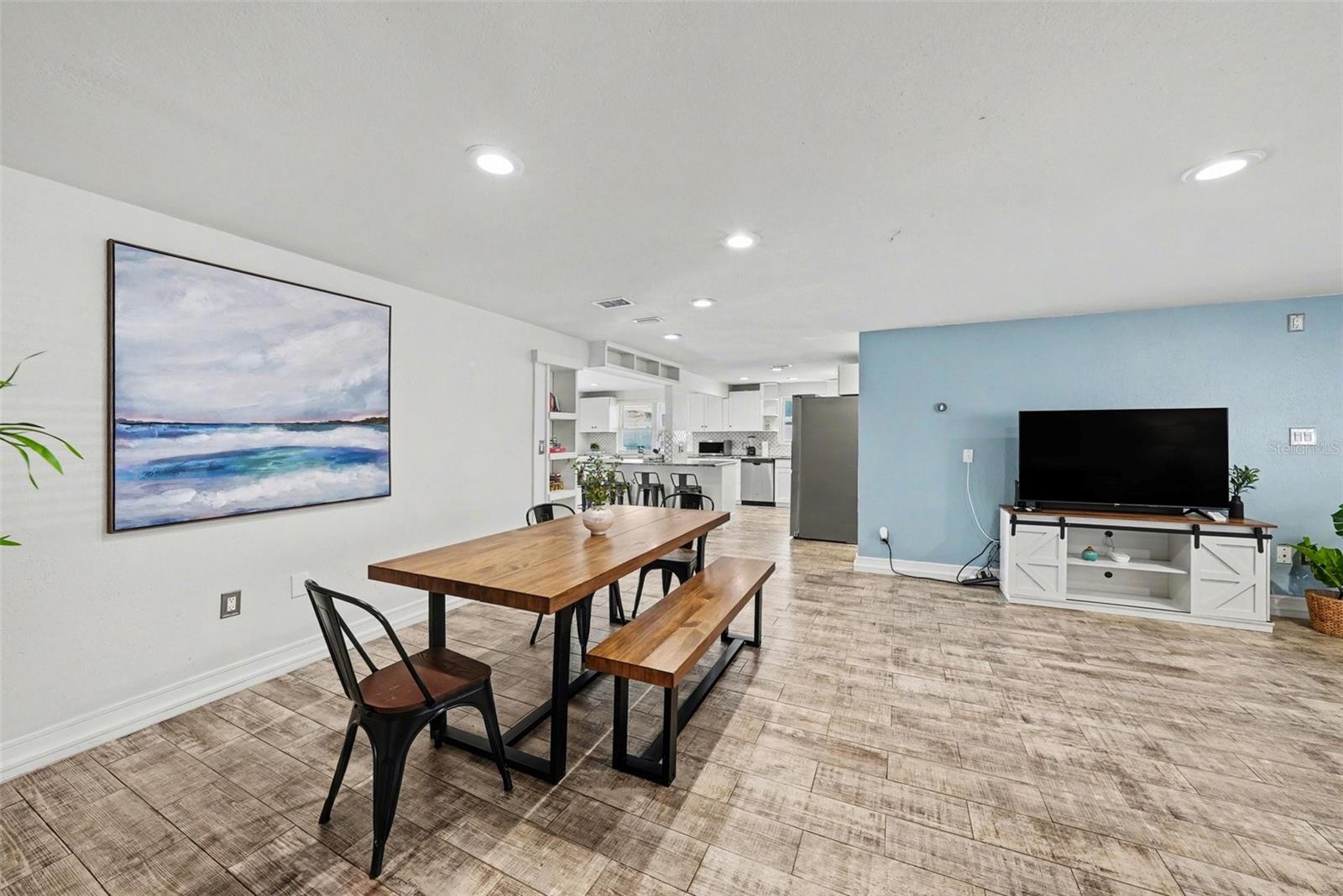 RIDGE CREST GARDENS - Residential