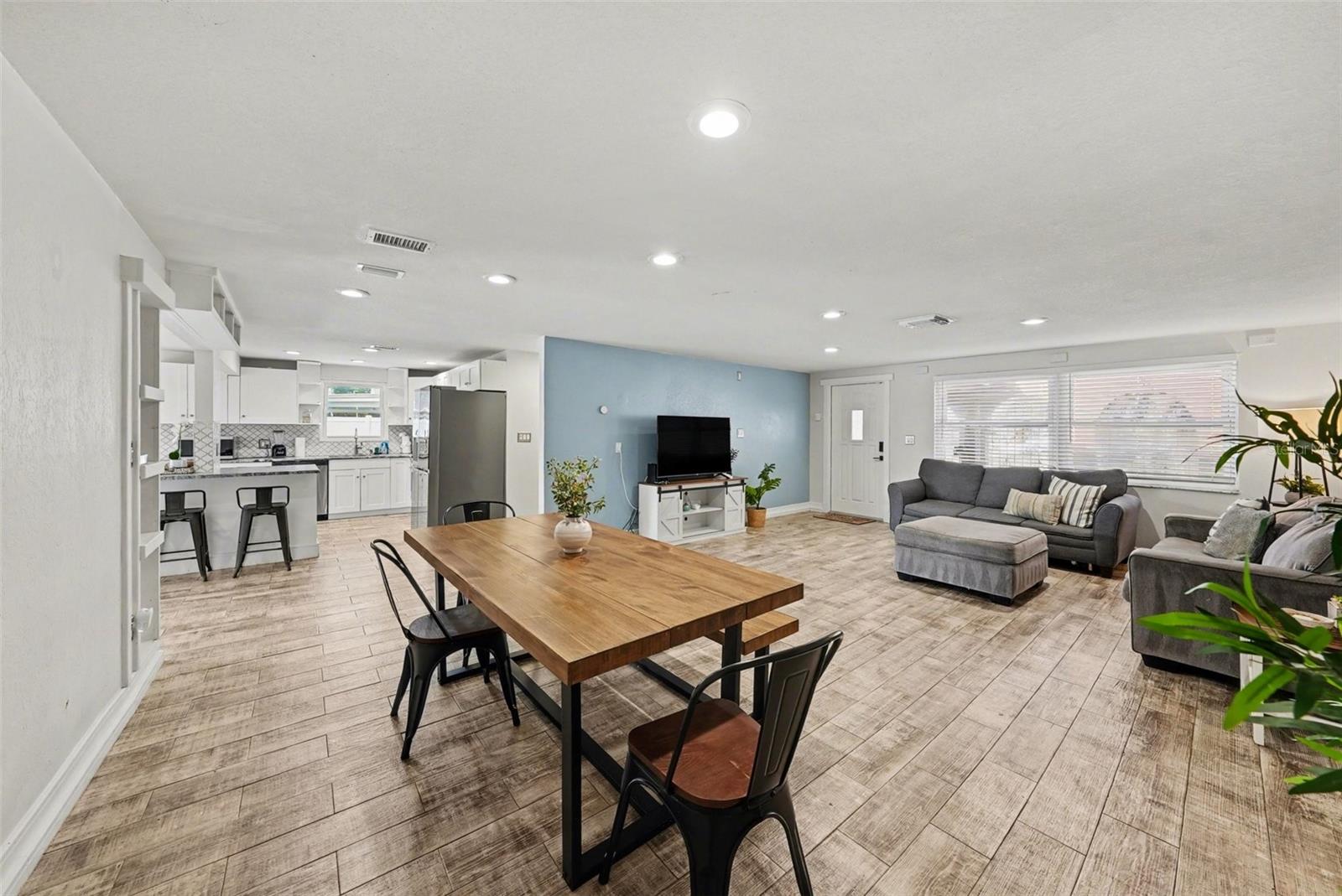 RIDGE CREST GARDENS - Residential