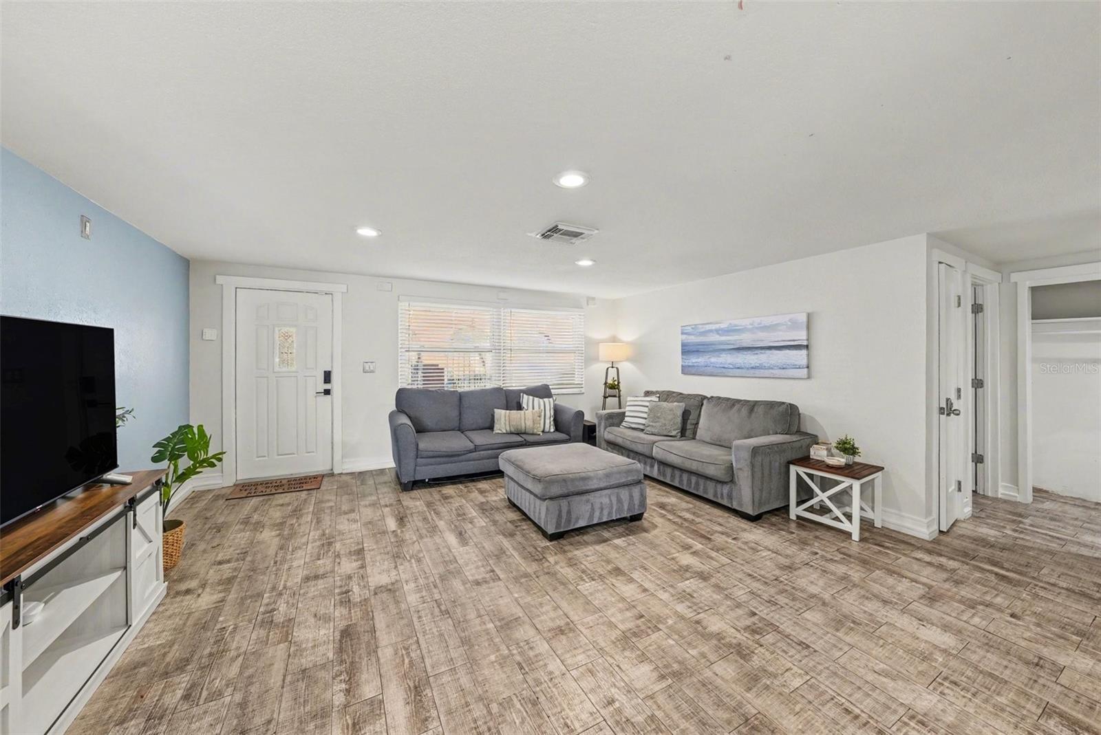 RIDGE CREST GARDENS - Residential