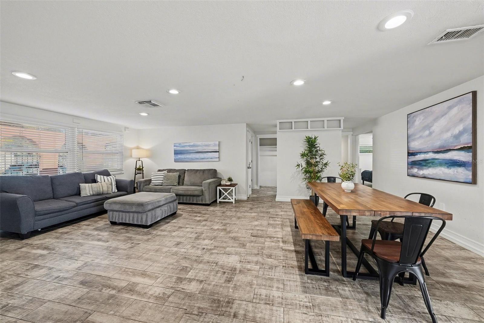 RIDGE CREST GARDENS - Residential