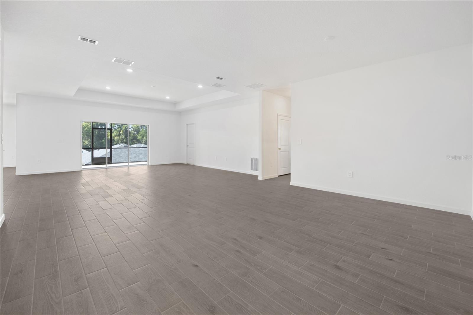 GRAND PARK NORTH - Residential