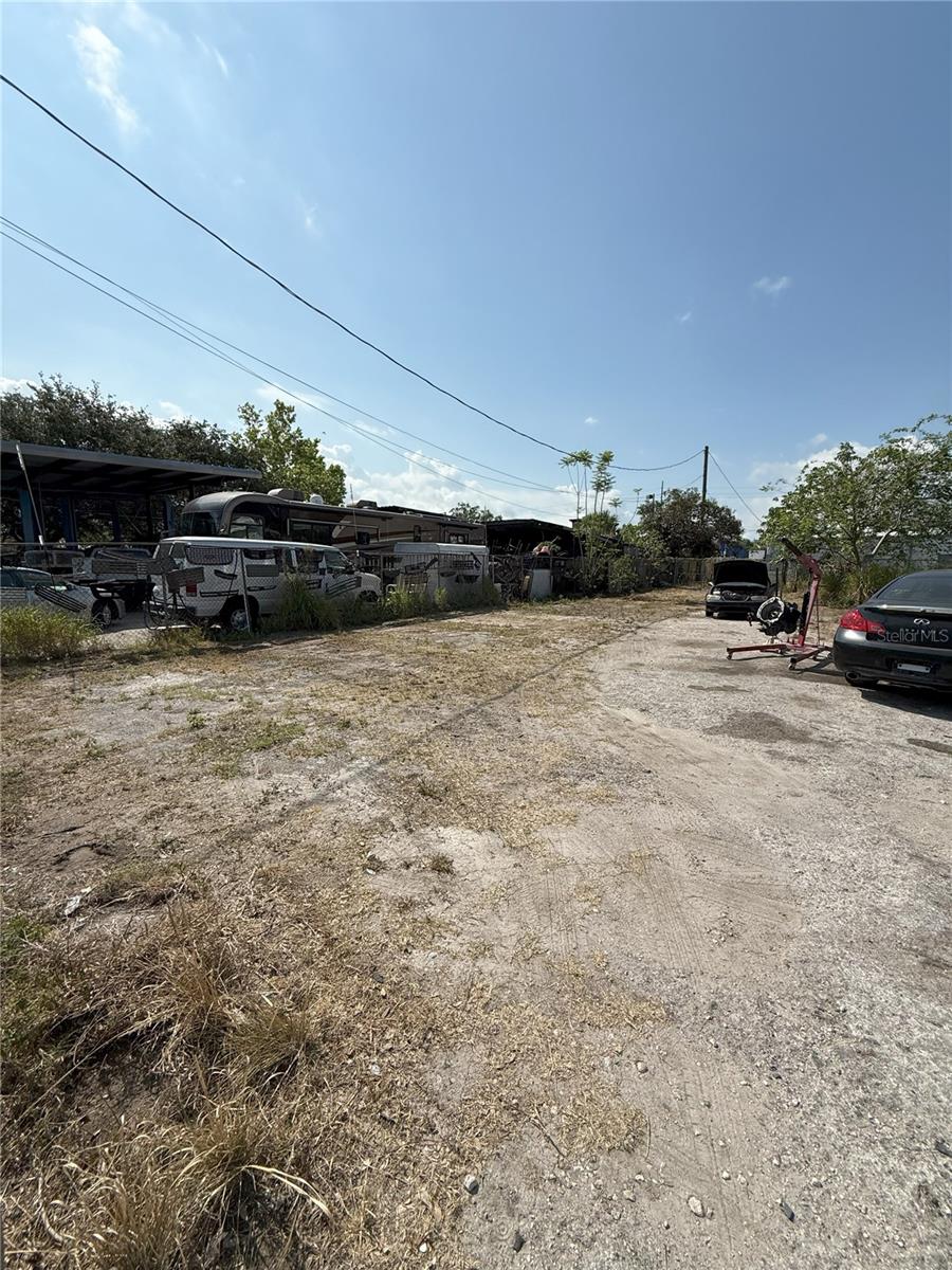 SWEETWATER CREEK SUB - Commercial Lease