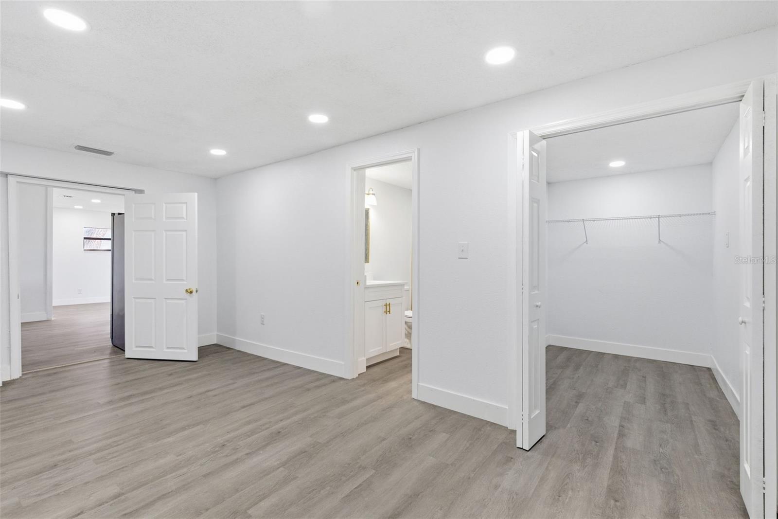 ADAMO ACRES UNIT 5 - Residential