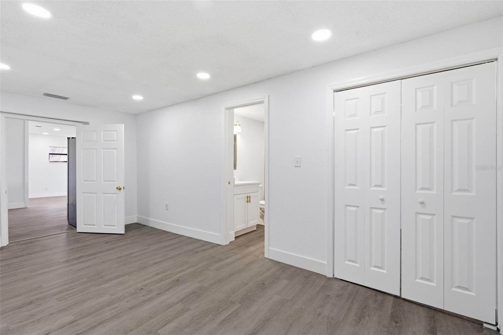ADAMO ACRES UNIT 5 - Residential