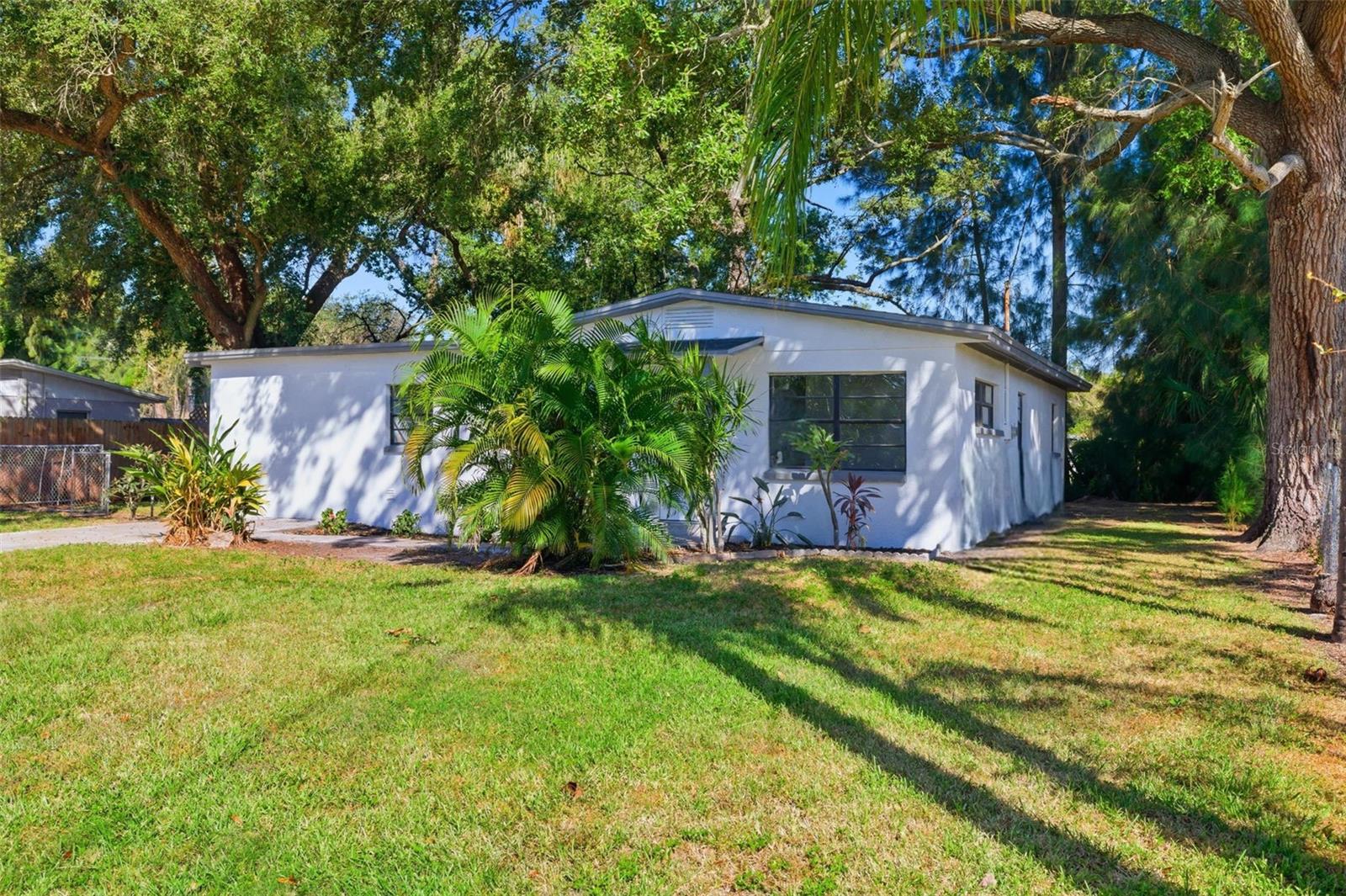 ADAMO ACRES UNIT 5 - Residential