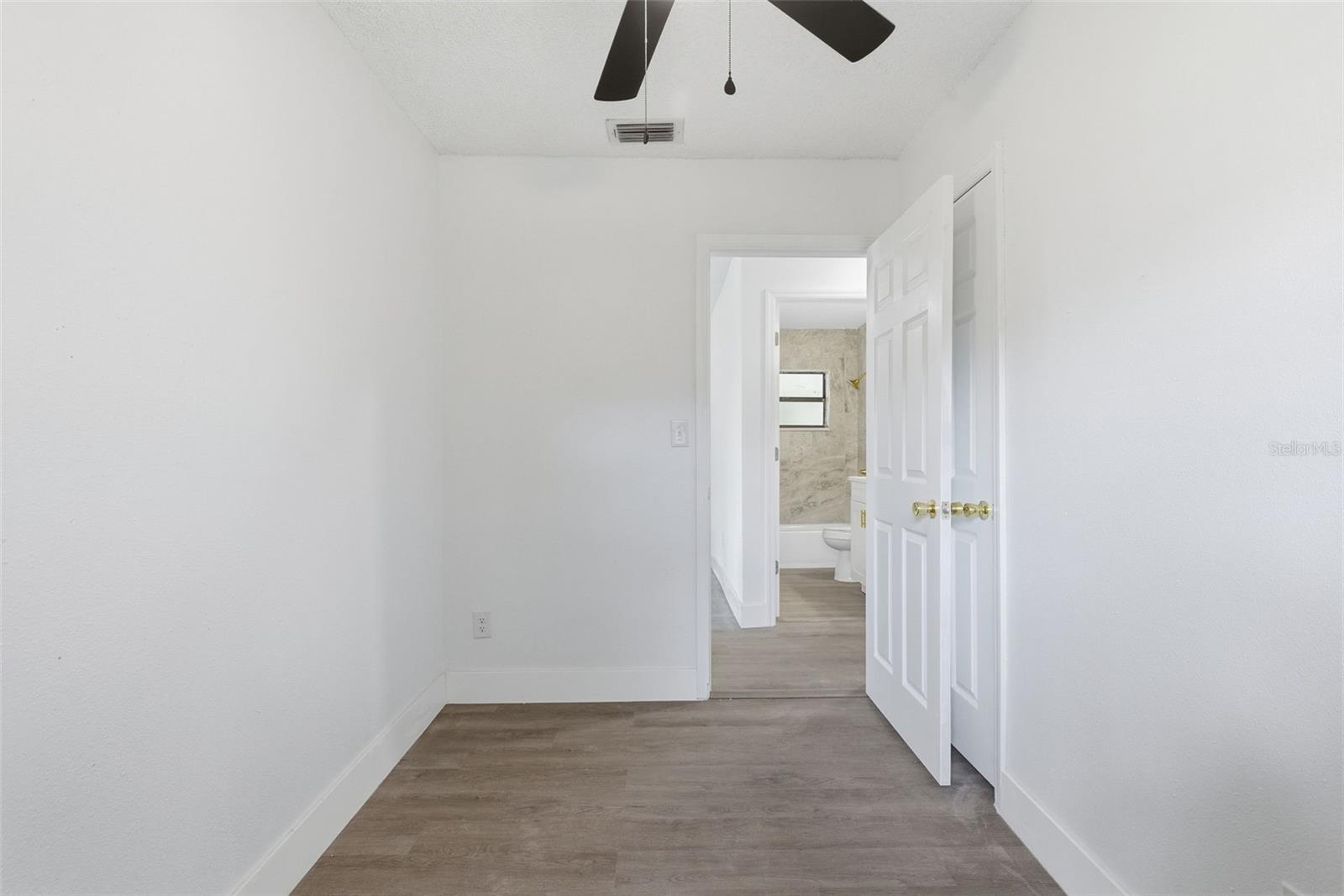 ADAMO ACRES UNIT 5 - Residential